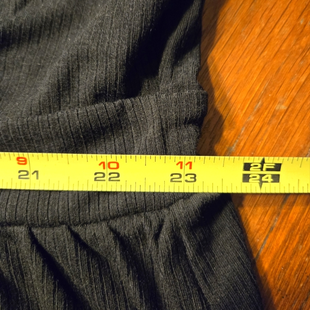 Torrid Ribbed Knit Ruffle Sleeve Top 4X - Picture 5 of 8